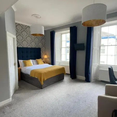 Virginia House, 公寓